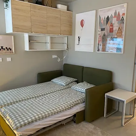 Konaci Koznik Porodicni