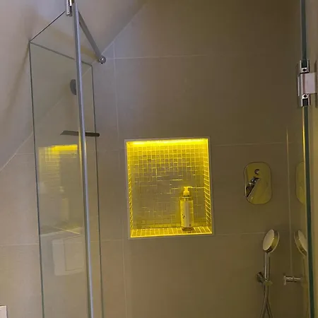 Konaci Koznik Porodicni Appartement