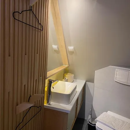 Konaci Koznik Porodicni Kopaonik